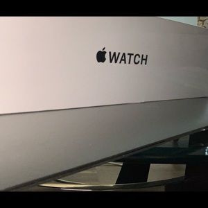 Apple Watch SE 40MM Space Gray aluminum